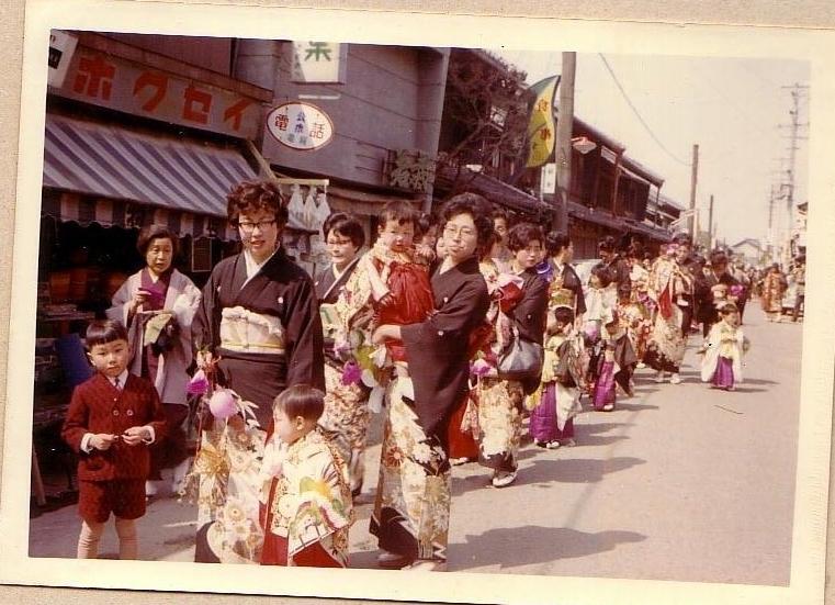 昭和４１年稚児行列の写真